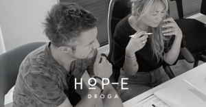 Read more about the article Kolekcja HOPE. DROGA – o drodze z nadzieją